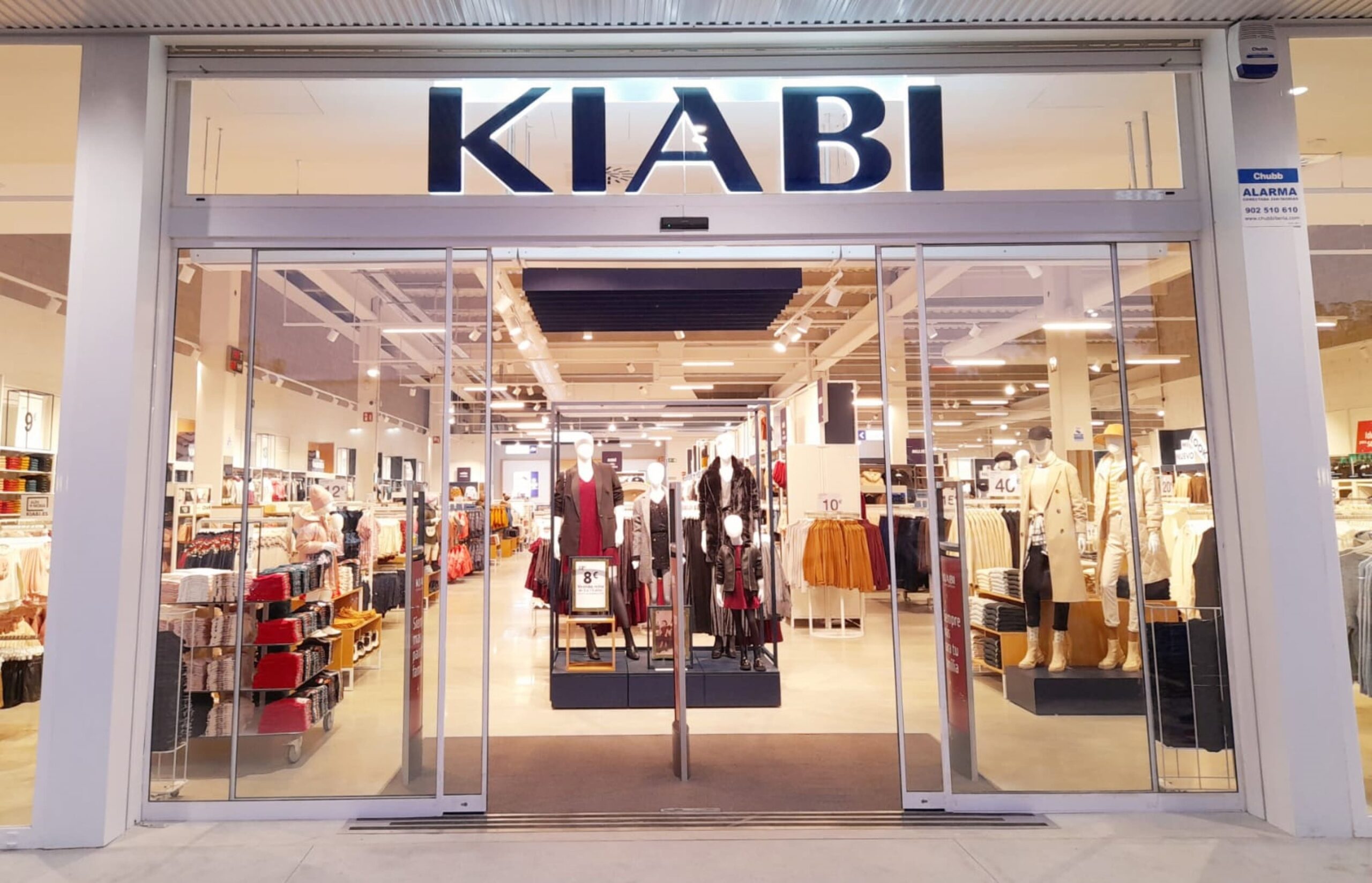 Tras la llegada de Dolce & Gabbana, Kiabi apuesta por Argentina con una millonaria inversión