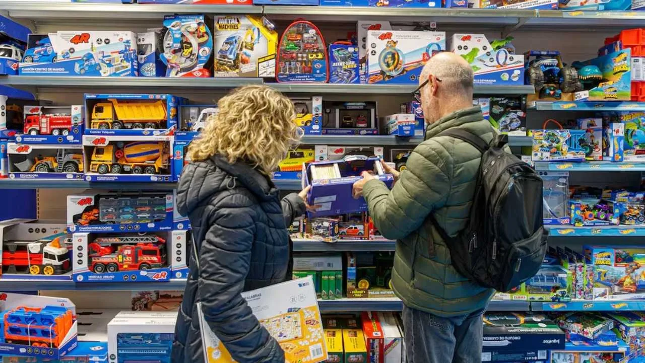 Los comercios de Tucumán amplían sus horarios por el Día del Niño: conocé todos los detalles