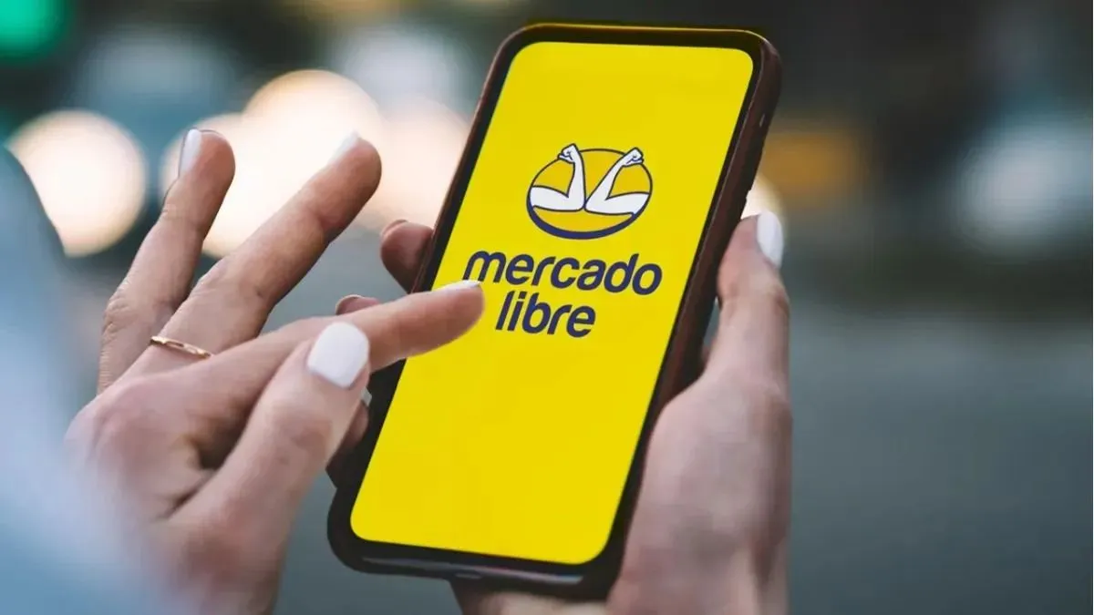 ¿Mercado Libre lanza su propia marca de ropa?