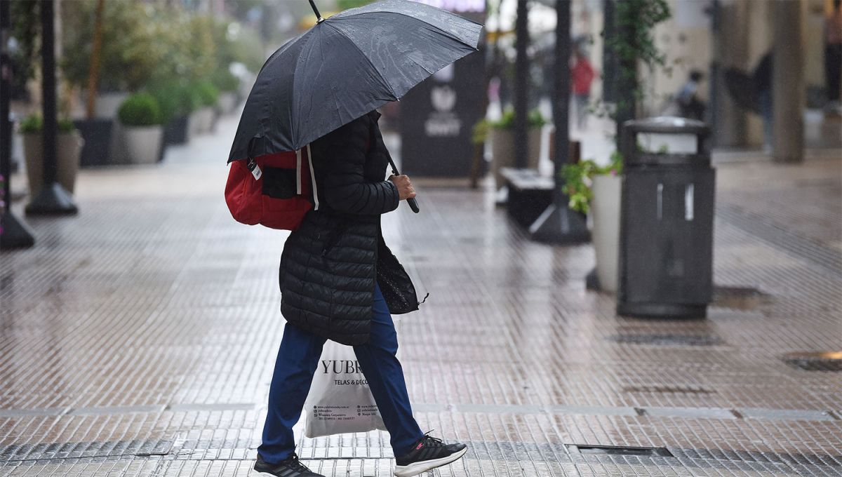 Feriado gris en Tucumán: frío, neblina y lluvias marcarán este lunes