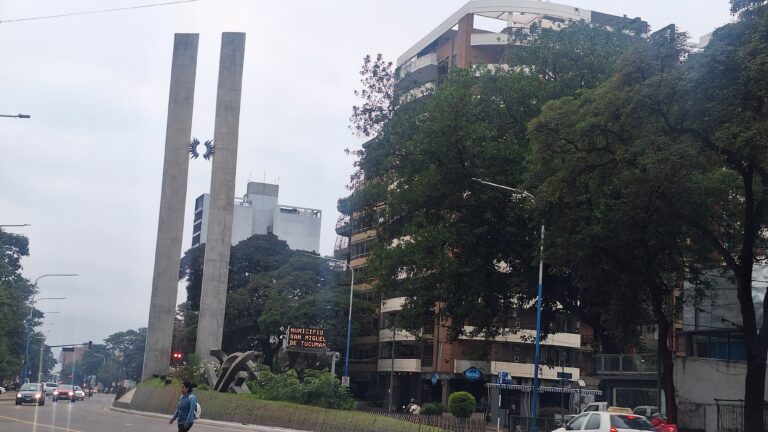 Tucumán arranca el martes con cielo cubierto y amenaza de lluvia: cómo seguirá la jornada