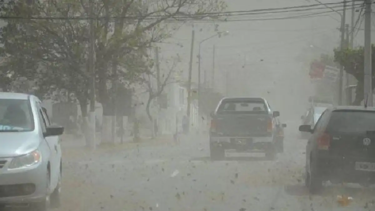Alerta por viento Zonda en Tucumán: qué localidades están afectadas y qué se espera