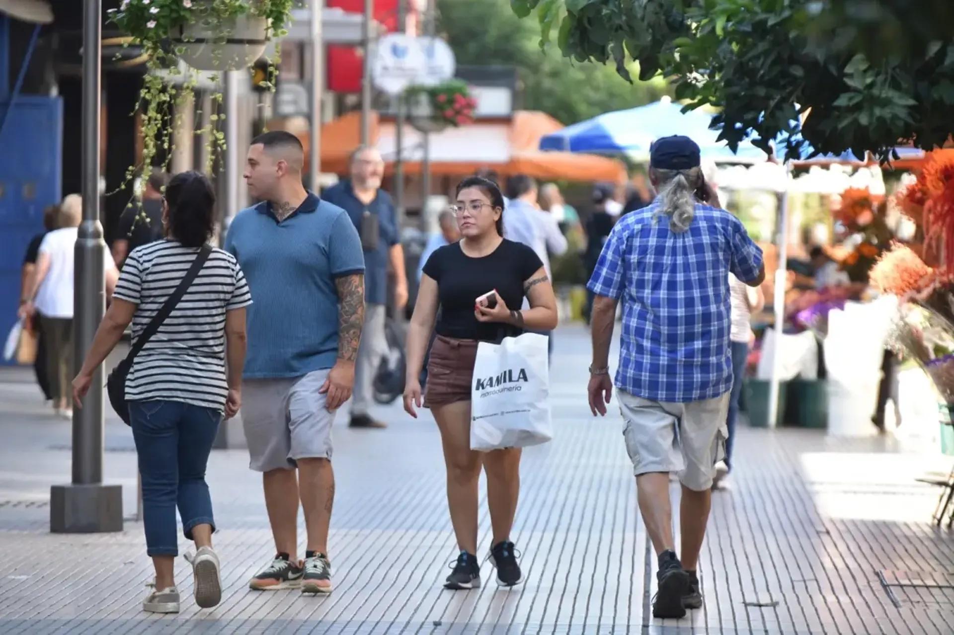 Viernes caluroso en Tucumán: la temperatura seguirá subiendo y el domingo tocará los 37°C