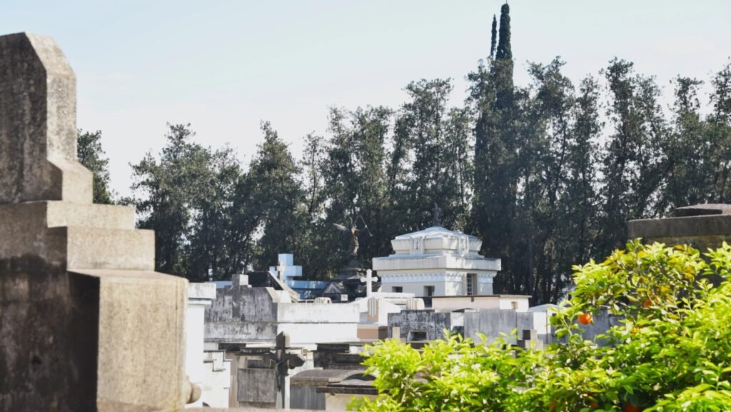 Día de los Fieles Difuntos: cómo abrirán los cementerios